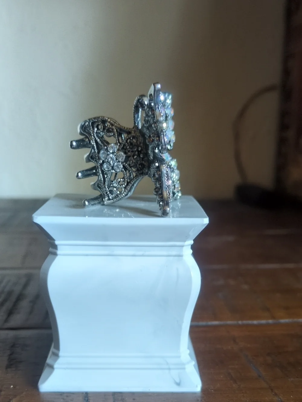 N/A sparkling silver